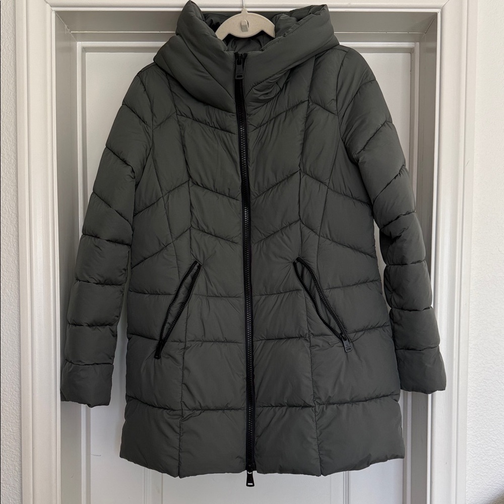 Bernardo Women's Puffer Jacket - Dark Gray Size Large NWT - Picture 4 of 17